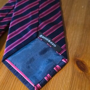 Gattonero Navy and Pink Striped Men's Tie